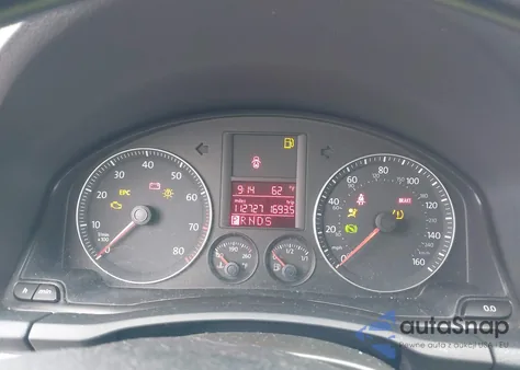 2008 Volkswagen Jetta Wolfsburg z USA, uszkodzony, nr VIN 3VWRJ71K98M152510